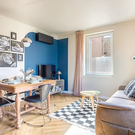 T2 Calme Avec Clim, Parking Facile, Tram A 5 Minutes Apartment Schiltigheim
